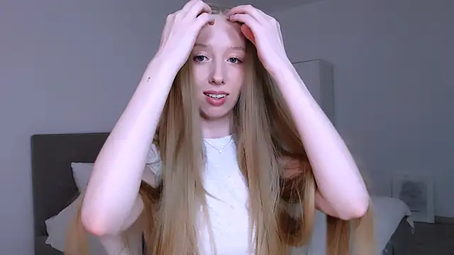 Luna insniity online show from 03/04/26, 09:33