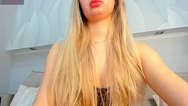 Donna Evans online show from 04/05/26, 01:01