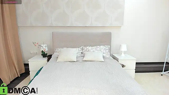 Donna Evans online show from 11/14/25, 12:03