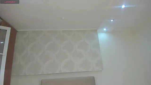 Snapshot of Donna_Evans chatting on 06/17/26, 11:58 Donna Evans online show from 06/17/26, 11:58