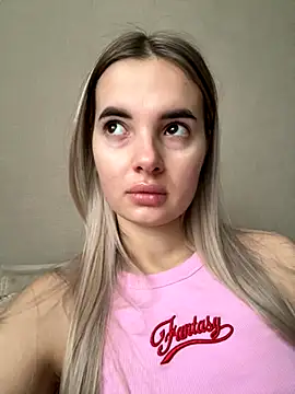 Donna Evans online show from 11/08/25, 03:21