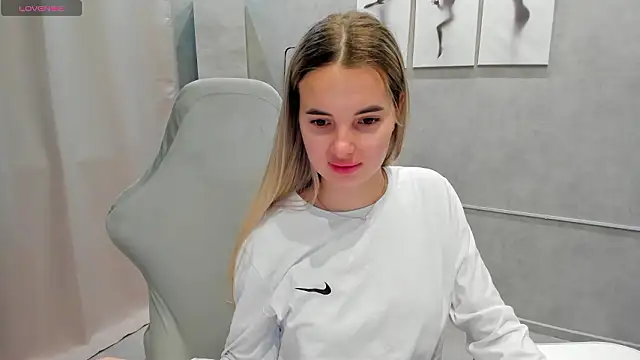 Donna Evans online show from 03/12/26, 11:31