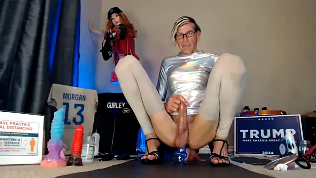 Snapshot of Taylorsexbot chatting on 01/14/25, 02:40 Taylorsexbot online show from 01/14/25, 02:40