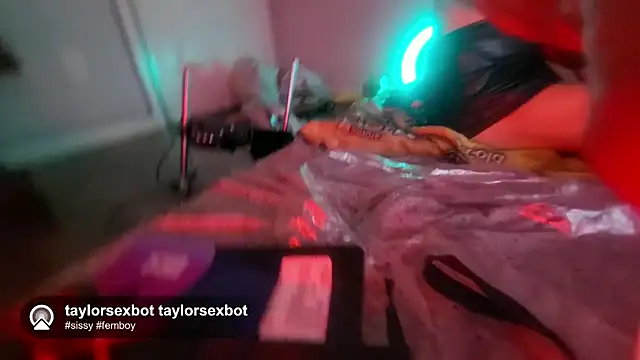 Taylorsexbot online show from 05/21/26, 01:30