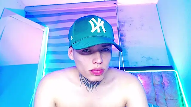  justinmoon2 online show from 03/11/25, 07:46