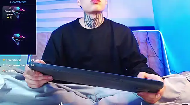  justinmoon2 online show from 03/17/25, 07:02