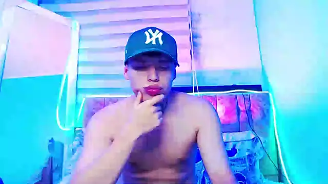  justinmoon2 online show from 03/10/25, 05:33