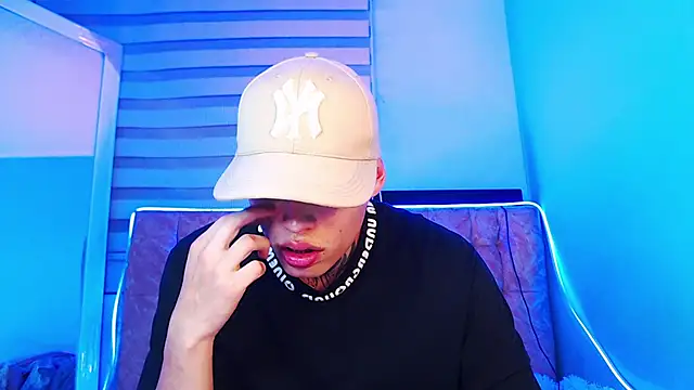  justinmoon2 online show from 03/14/25, 03:59