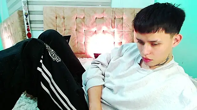 Snapshot of _justinmoon2 chatting on 05/31/26, 10:32 justinmoon2 online show from 05/31/26, 10:32