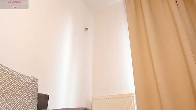 baby ivy online show from 03/04/26, 07:05