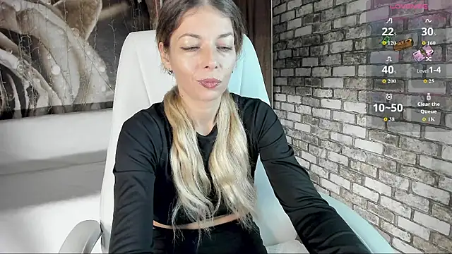 Eva Melow online show from 11/01/25, 12:21