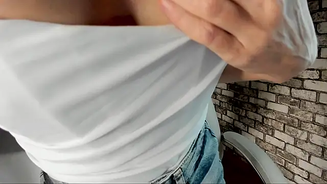 Eva Melow online show from 11/22/25, 06:51