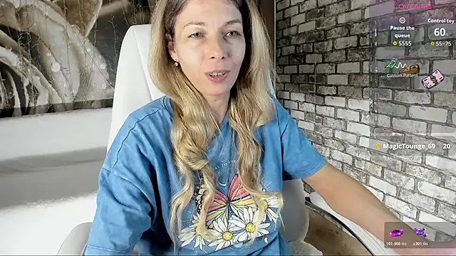 Eva Melow online show from 10/27/25, 10:11