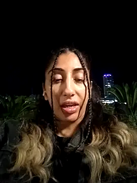 Snapshot of Hotasiansensation chatting on 11/02/25, 01:43 Hotasiansensation online show from 11/02/25, 01:43