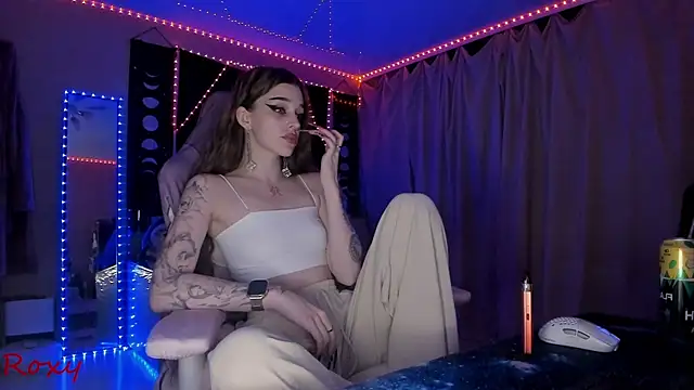 Snapshot of wet_dream_ chatting on 05/14/26, 05:54 wet dream online show from 05/14/26, 05:54