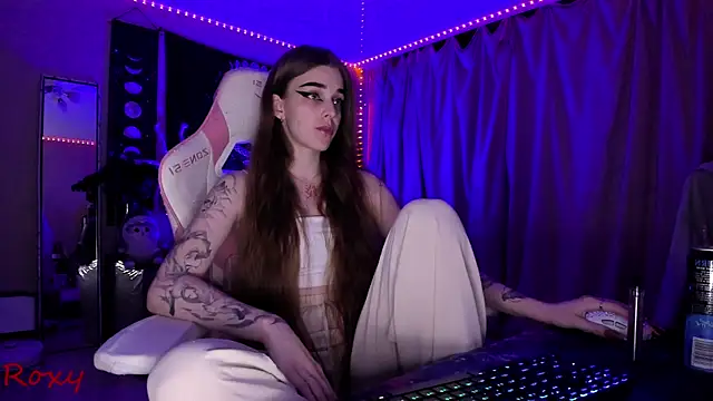 wet dream  online show from 11/27/25, 10:10