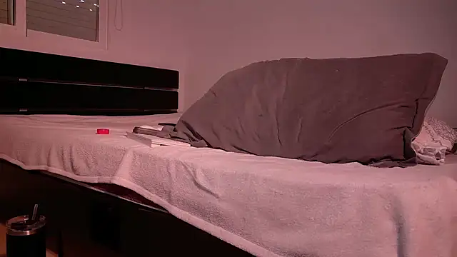 mrj99219 online show from 11/08/25, 10:30