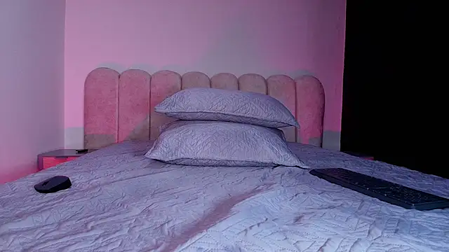 lucyy gray online show from 11/15/25, 03:10