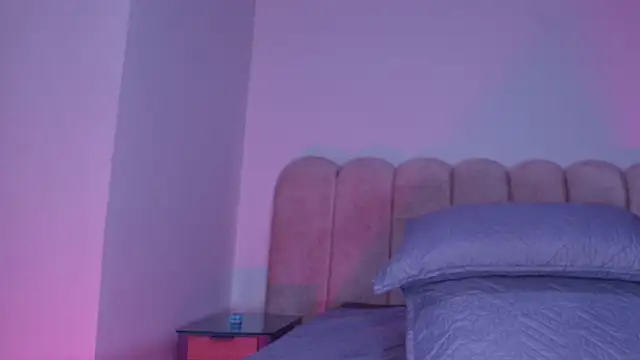 lucyy gray online show from 12/02/25, 03:19