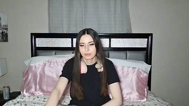 alisonfields online show from 06/19/26, 02:06