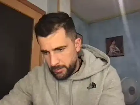 Snapshot of alex877x chatting on 01/13/25, 08:15 alex877x online show from 01/13/25, 08:15
