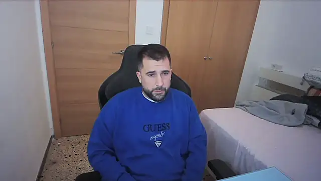 alex877x online show from 11/18/25, 08:39