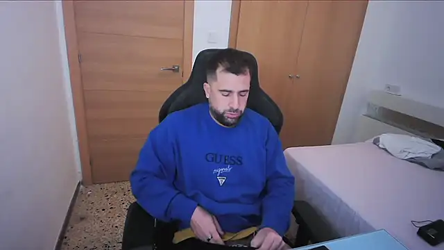 alex877x online show from 11/16/25, 12:10