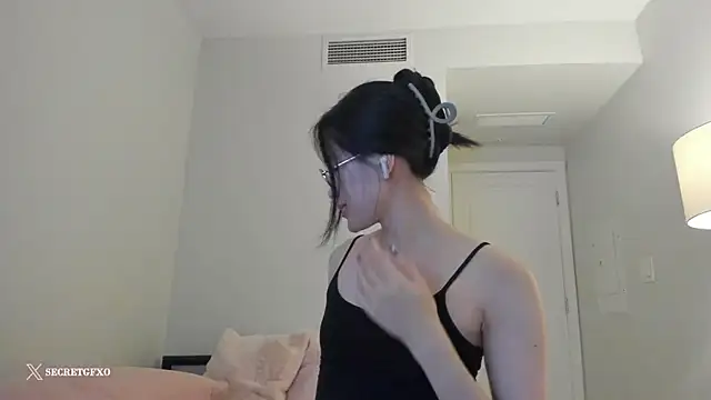 Snapshot of secretgirlfriendxo chatting on 01/29/25, 01:38 secretgirlfriendxo online show from 01/29/25, 01:38
