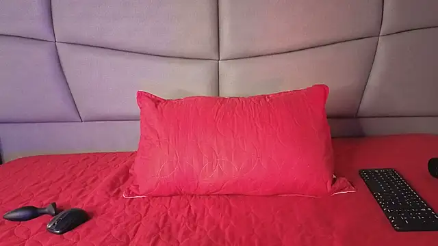 Snapshot of IbethMoon chatting on 11/07/25, 07:40 IbethMoon online show from 11/07/25, 07:40