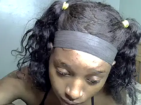 Snapshot of Enkarxx chatting on 02/18/25, 09:31 Enkarxx online show from 02/18/25, 09:31