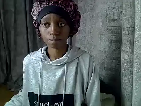 Snapshot of Enkarxx chatting on 09/30/25, 08:37 Enkarxx online show from 09/30/25, 08:37