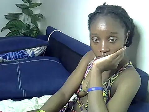 Snapshot of Enkarxx chatting on 11/28/25, 09:15 Enkarxx online show from 11/28/25, 09:15