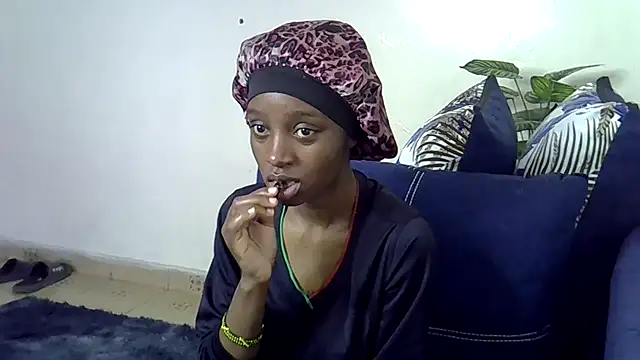 Snapshot of Enkarxx chatting on 11/05/25, 10:40 Enkarxx online show from 11/05/25, 10:40