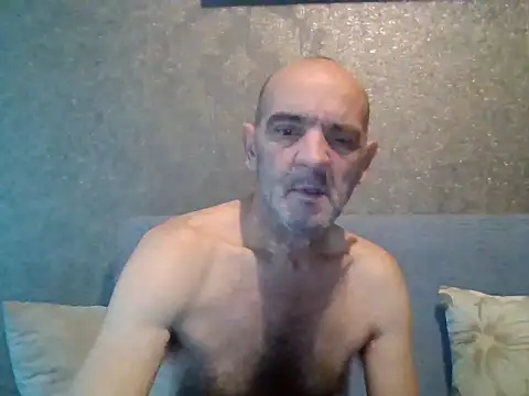 Snapshot of skorpibg65 chatting on 01/14/26, 01:37 skorpibg65 online show from 01/14/26, 01:37