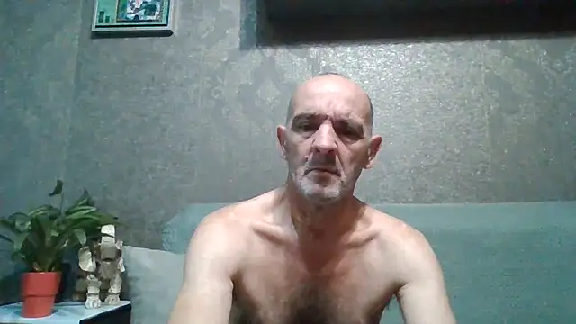 Snapshot of skorpibg65 chatting on 07/11/26, 02:06 skorpibg65 online show from 07/11/26, 02:06