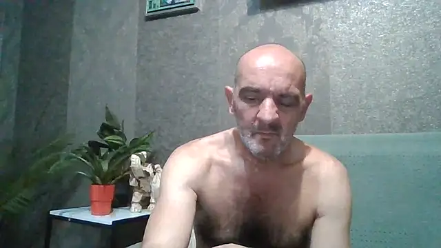 Snapshot of skorpibg65 chatting on 06/27/26, 06:03 skorpibg65 online show from 06/27/26, 06:03