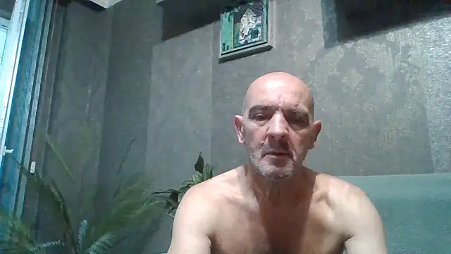 Snapshot of skorpibg65 chatting on 07/01/26, 01:44 skorpibg65 online show from 07/01/26, 01:44