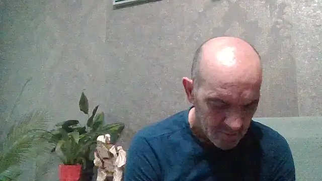 Snapshot of skorpibg65 chatting on 06/21/26, 02:23 skorpibg65 online show from 06/21/26, 02:23