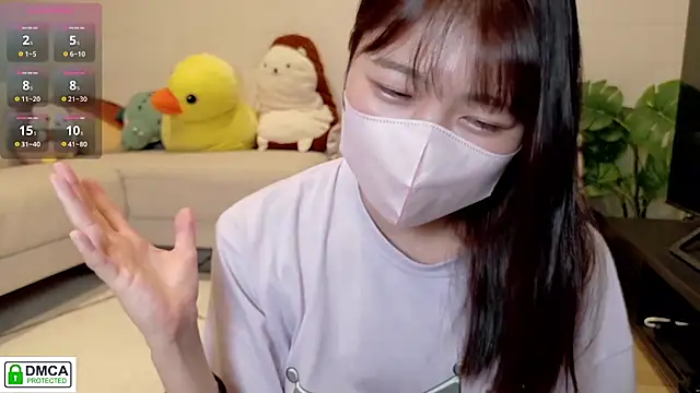 Snapshot of SUZU_ chatting on 06/15/26, 02:06 SUZU online show from 06/15/26, 02:06
