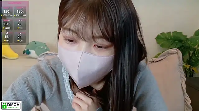 SUZU  online show from 02/15/26, 01:06