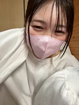 SUZU  online show from 04/07/26, 10:28