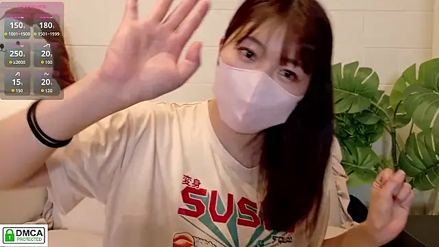 Snapshot of SUZU_ chatting on 06/16/26, 01:11 SUZU online show from 06/16/26, 01:11