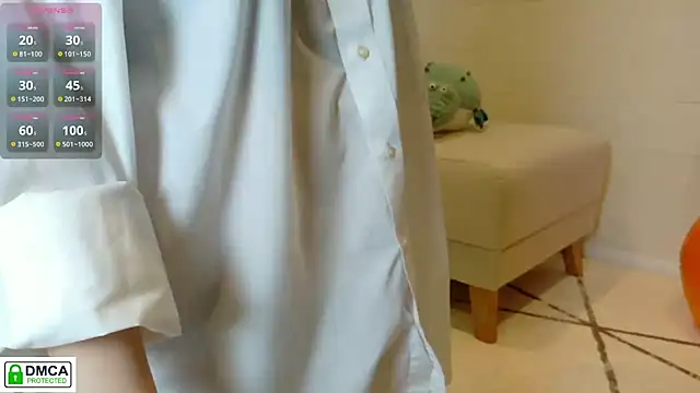 SUZU  online show from 10/05/25, 12:18
