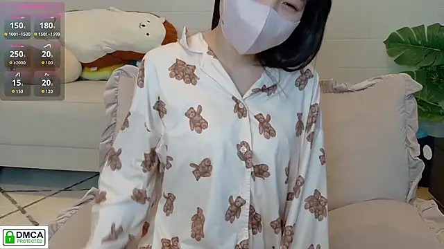 SUZU  online show from 03/07/26, 10:15