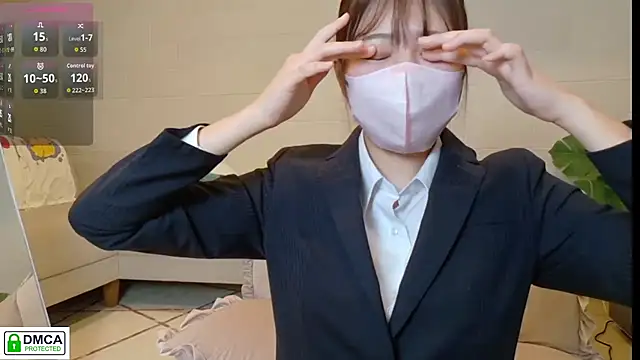 SUZU  online show from 11/10/25, 01:05