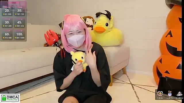 SUZU  online show from 10/27/25, 01:12