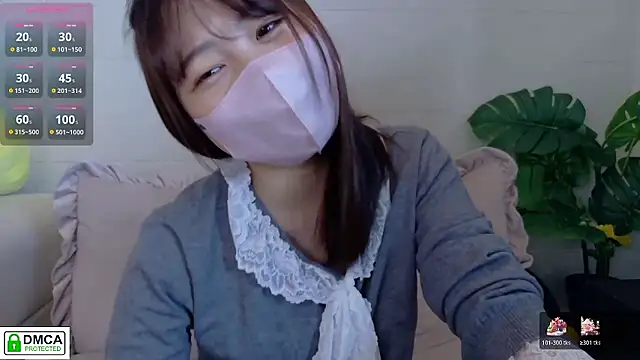 SUZU  online show from 05/22/26, 04:10