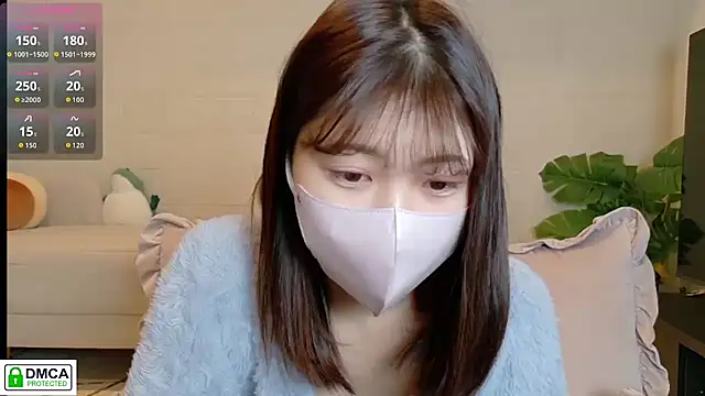 SUZU  online show from 01/07/26, 12:04