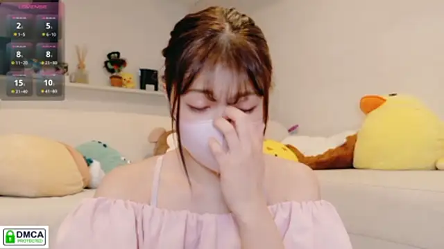 Snapshot of SUZU_ chatting on 07/09/26, 12:04 SUZU online show from 07/09/26, 12:04