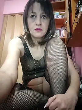 Snapshot of naughtymilfT chatting on 12/15/25, 07:14 naughtymilfT online show from 12/15/25, 07:14